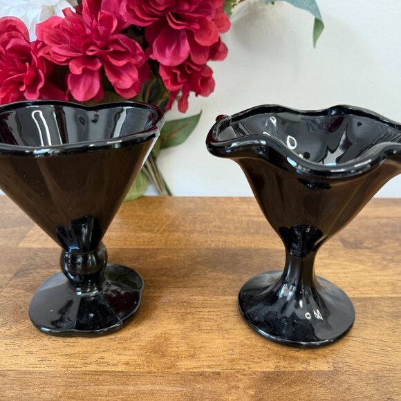 Black Amethyst Dessert Glasses – Ruffled Edge Tulip & Four-Petal Pedestal Dishes - Picture 1 of 6